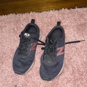 Size 2.5 color black